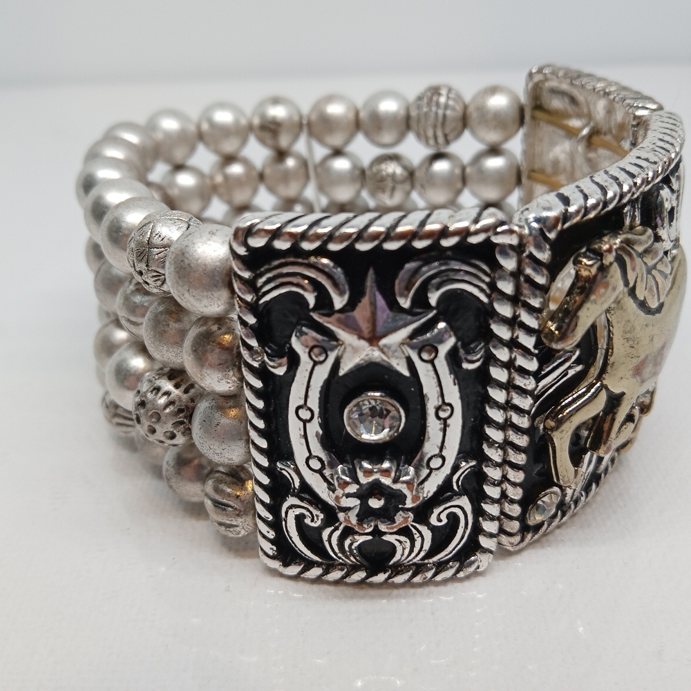 Horse Horseshoe Boot Silvertone Faux Silver Grey Designs Beads 4 Strands Stretch - Picture 2 of 7